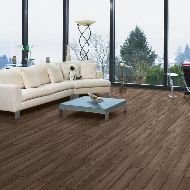 Piso Flotante Melamínico Chocolate D2439 AC4 10mm B